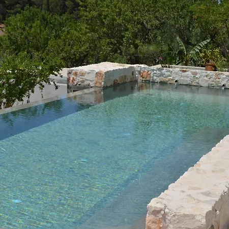 Fuga Al Trullo 4* Ostuni