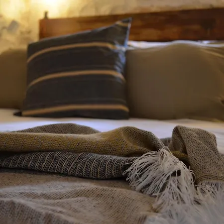 فندق مبيت وإفطار Fuga Al Trullo أوستوني