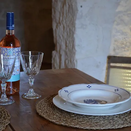 فندق مبيت وإفطار Fuga Al Trullo 3*